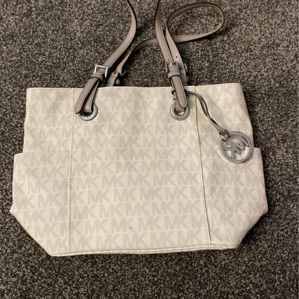 Women’s Michael Kors Bag
